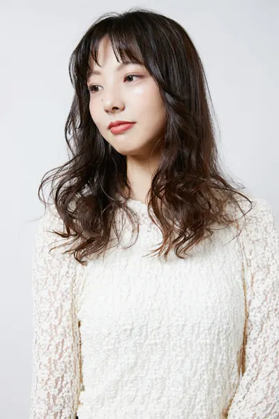 ゆるく巻いたロング